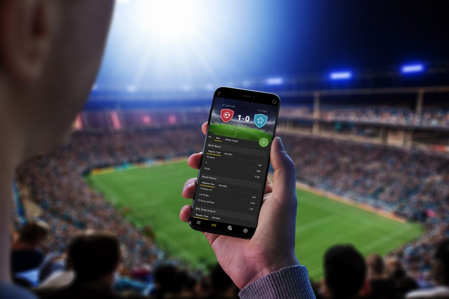 Why Online Gambling is Taking Over the Industry 12 Why Online Gambling is Taking Over the Industry 12